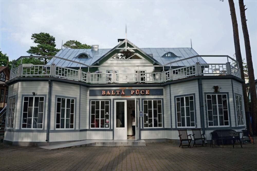 Building Photo