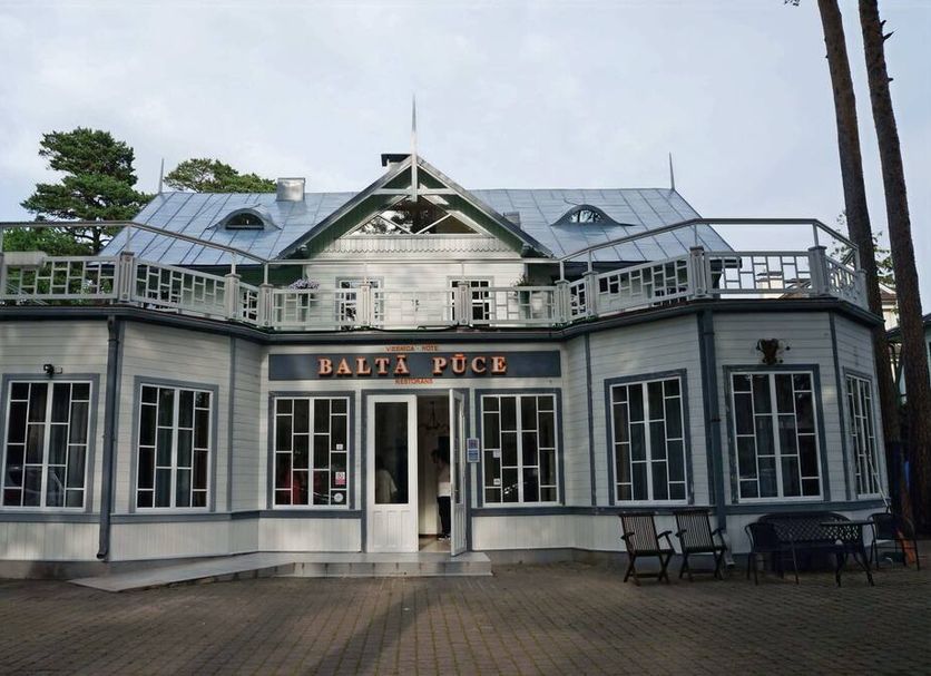 Building Photo