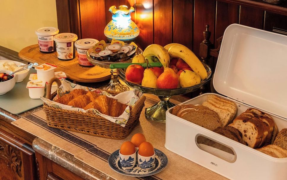 Buffet Photo