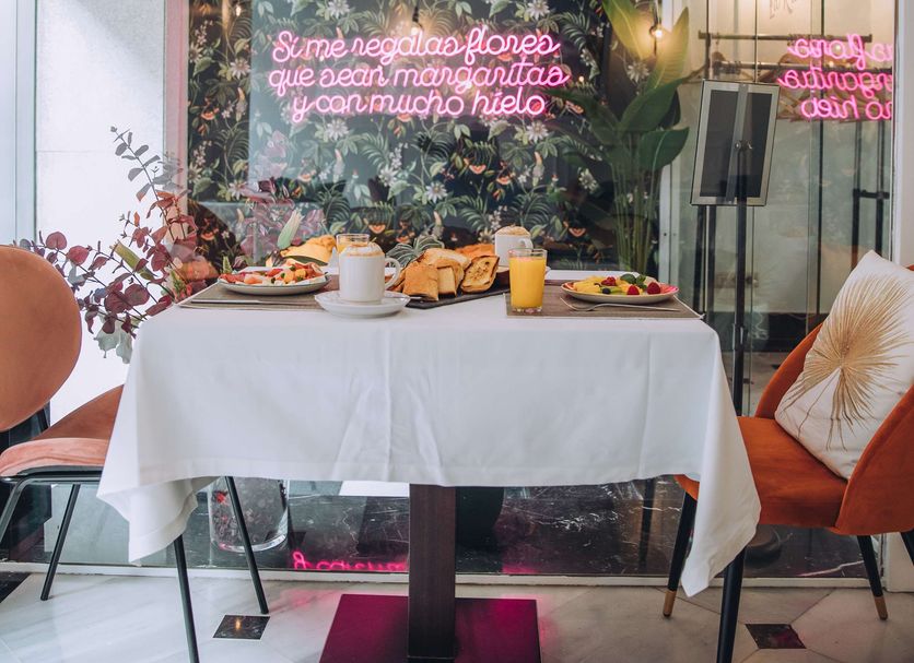 Dining room Photo