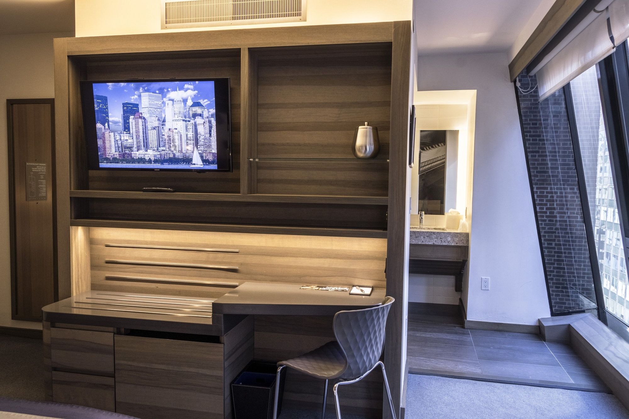 Room amenity
