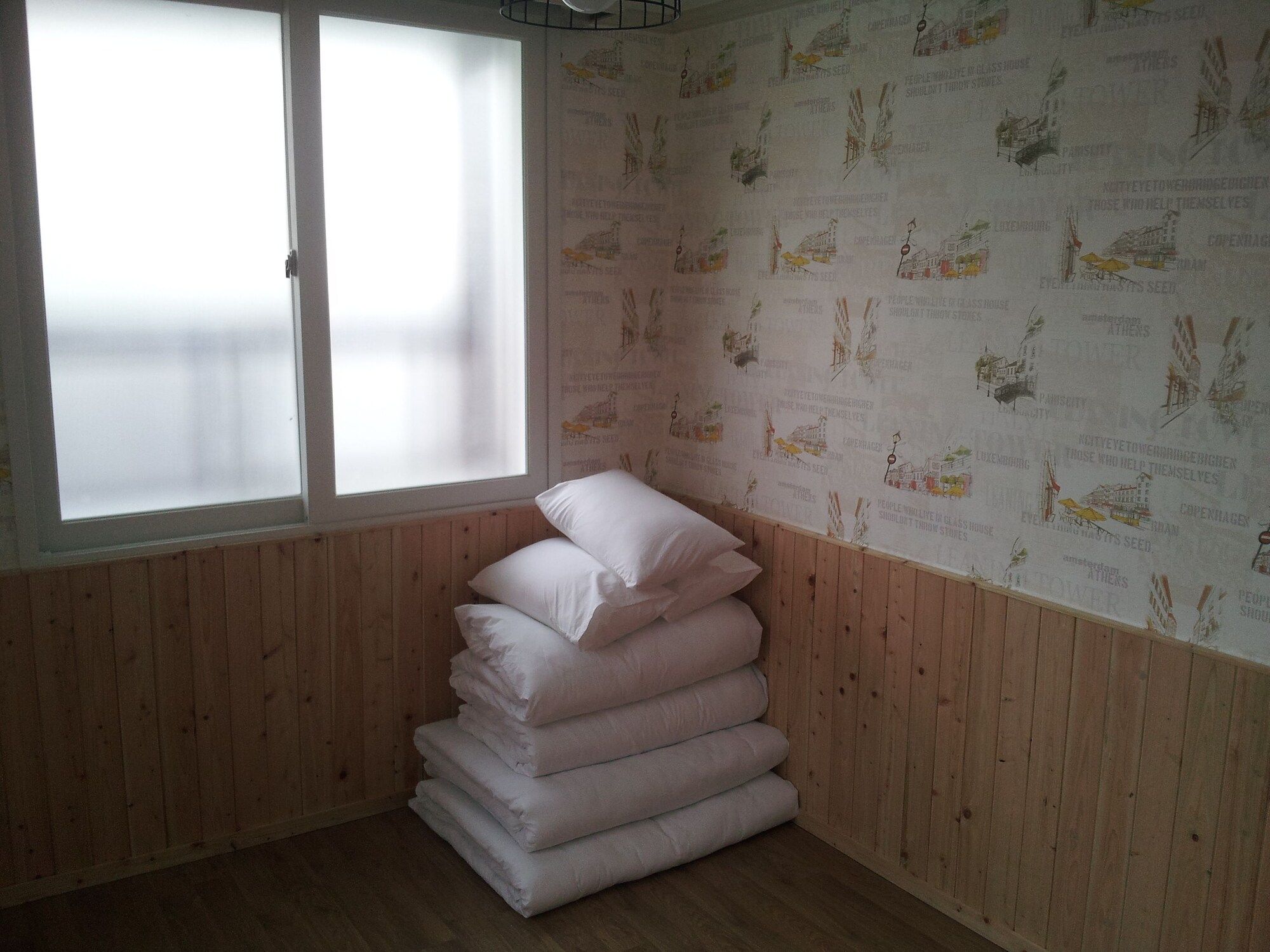 Room amenity