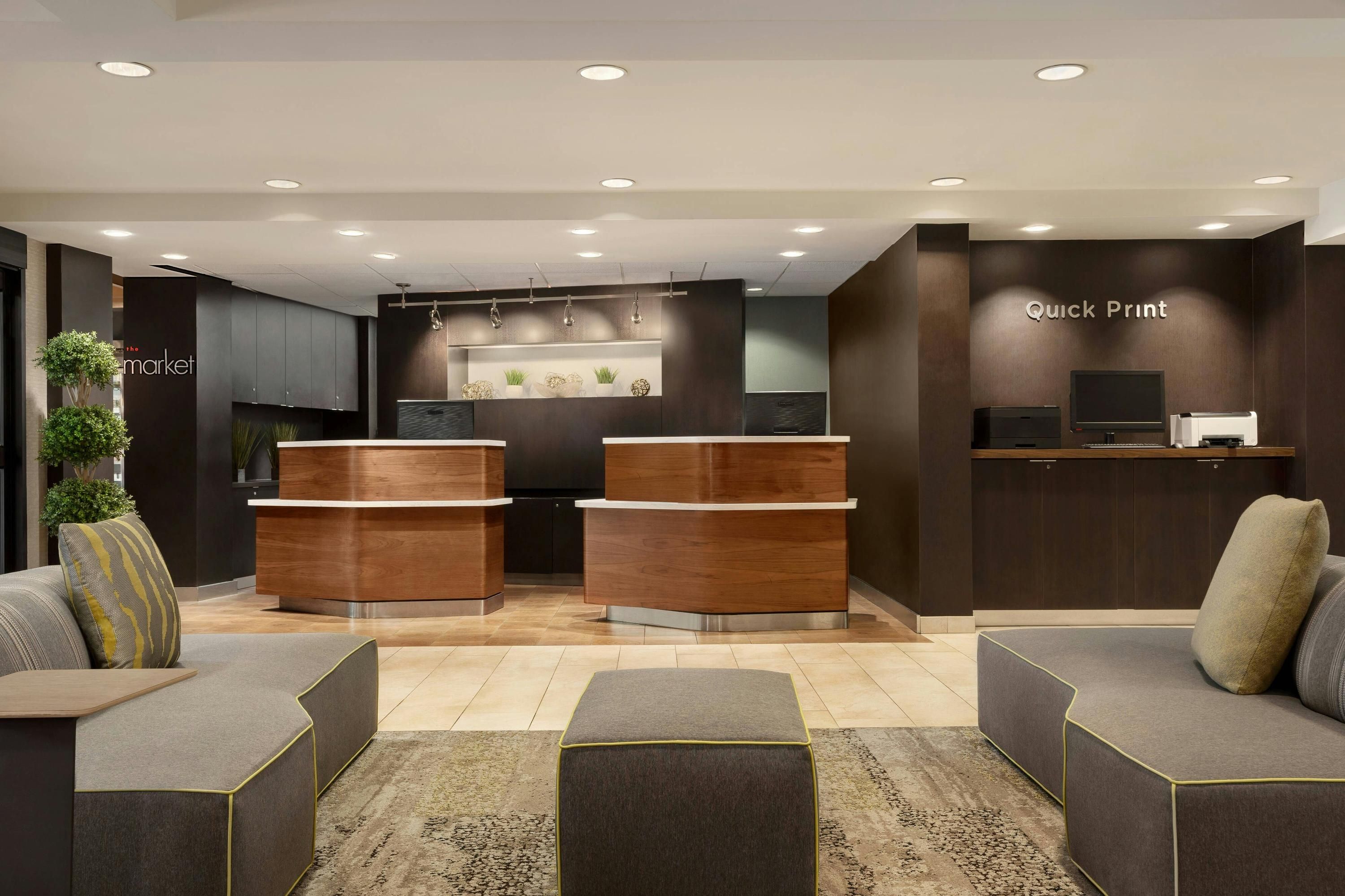 Front desk Photo