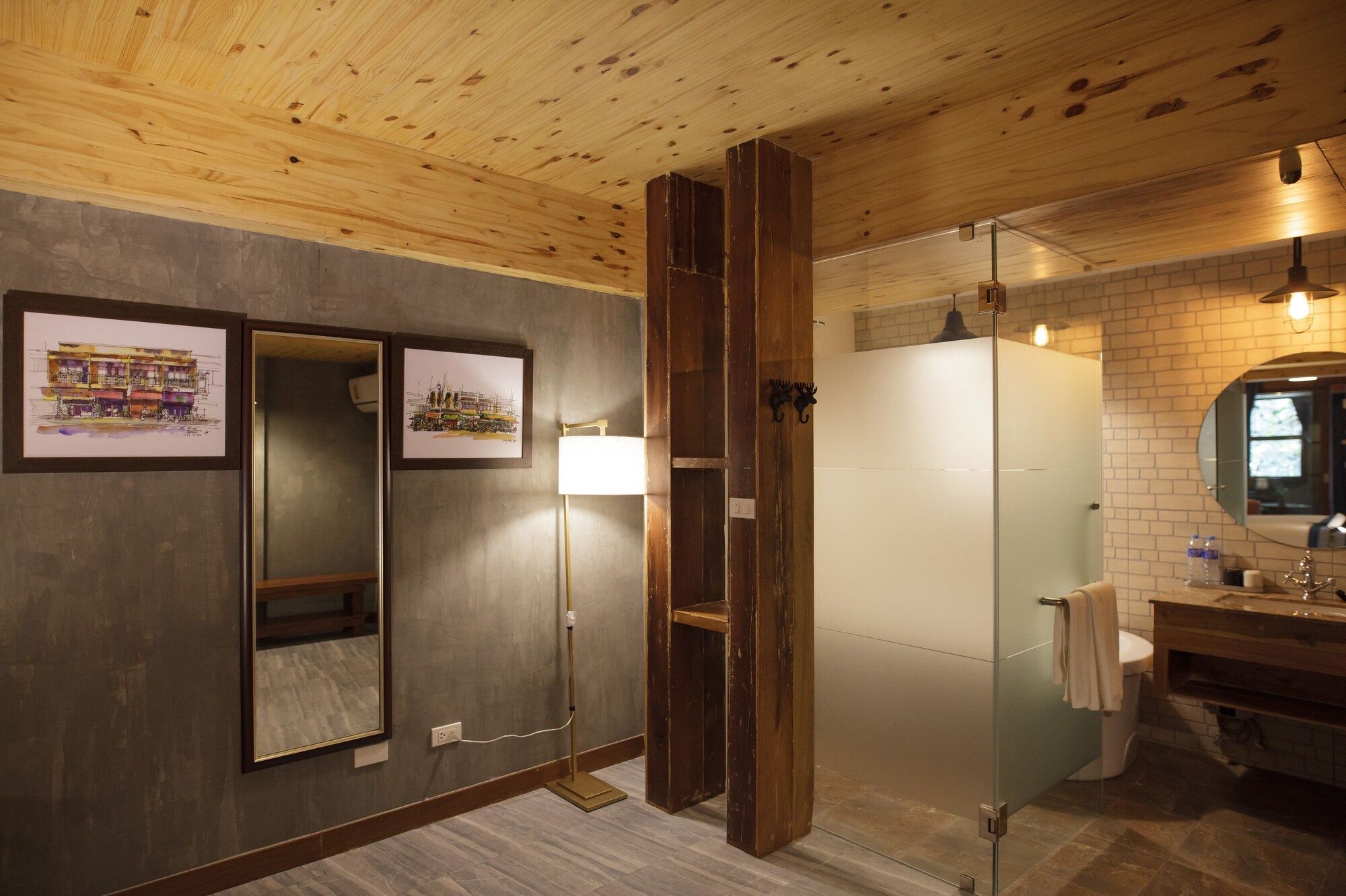 Room amenity