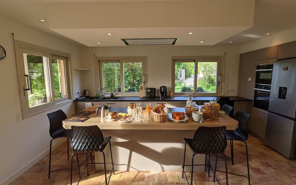 Dining room Photo