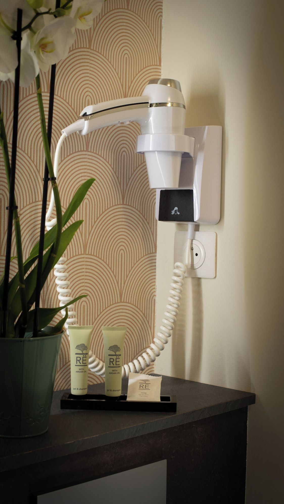 Room amenity