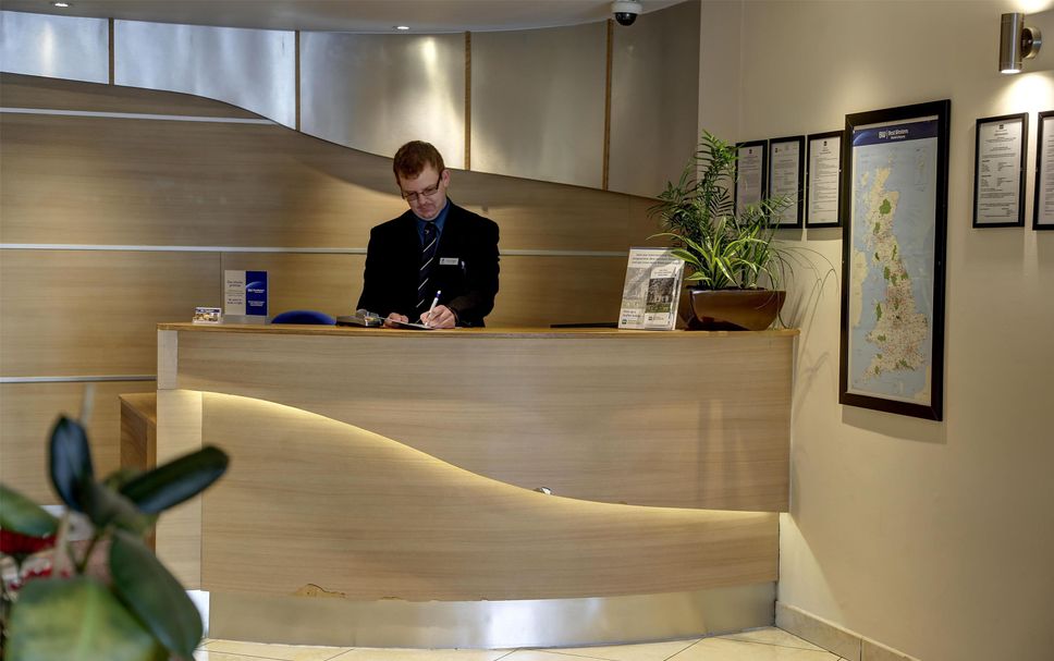Front desk Photo