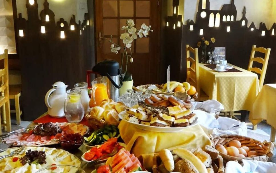 Buffet Photo