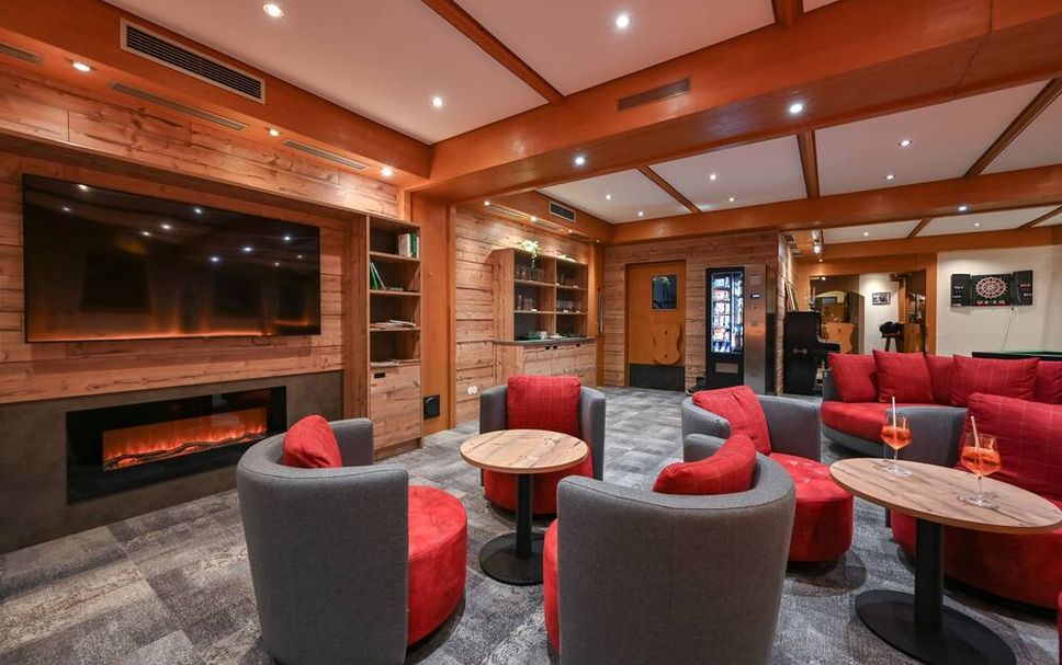 Lounge Photo
