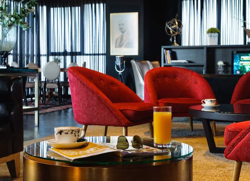 Lounge Photo