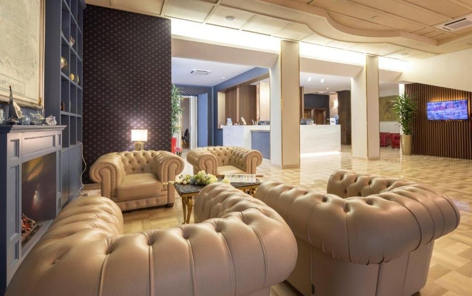 Lounge Photo