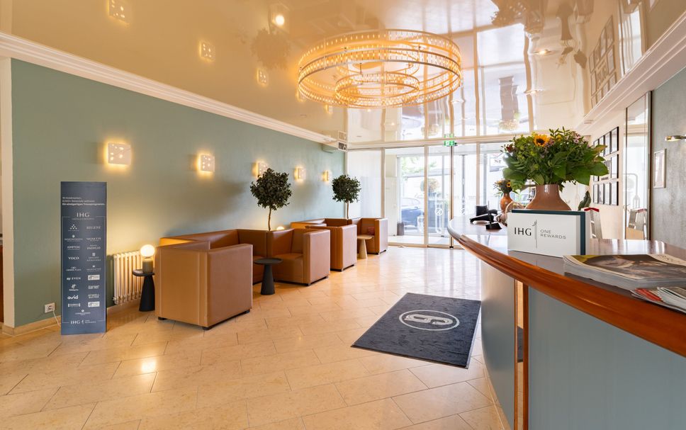 Front desk Photo