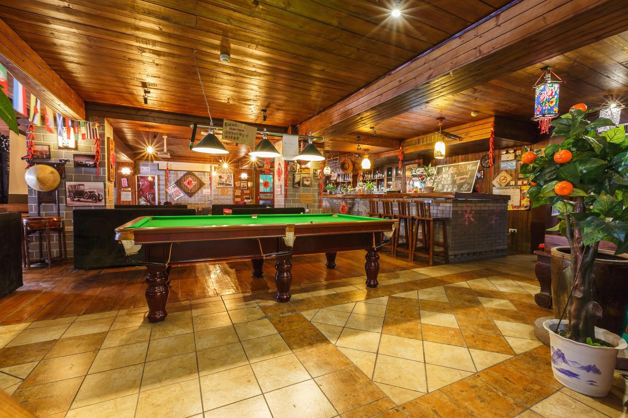 Bar Photo