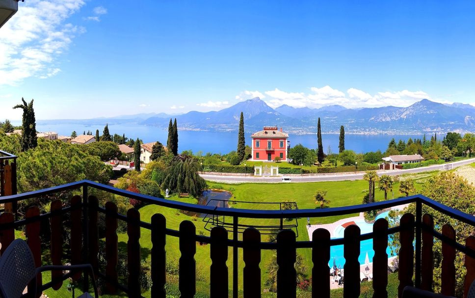 Balcony Photo