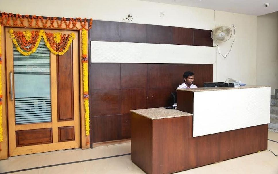 Front desk Photo