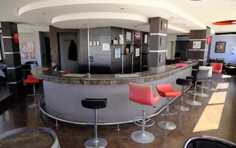 Bar Photo