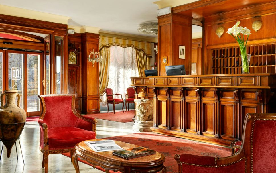 Lounge Photo