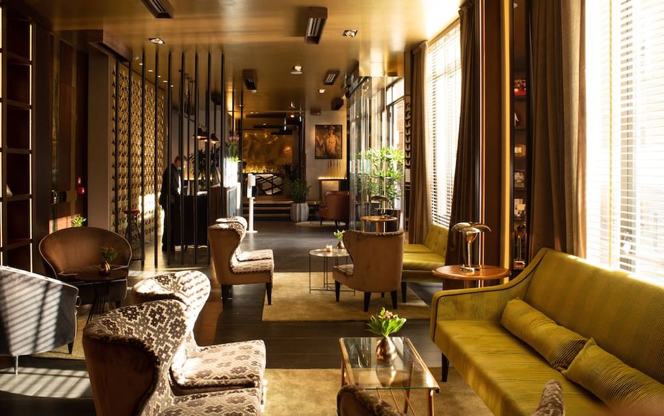 Lounge Photo
