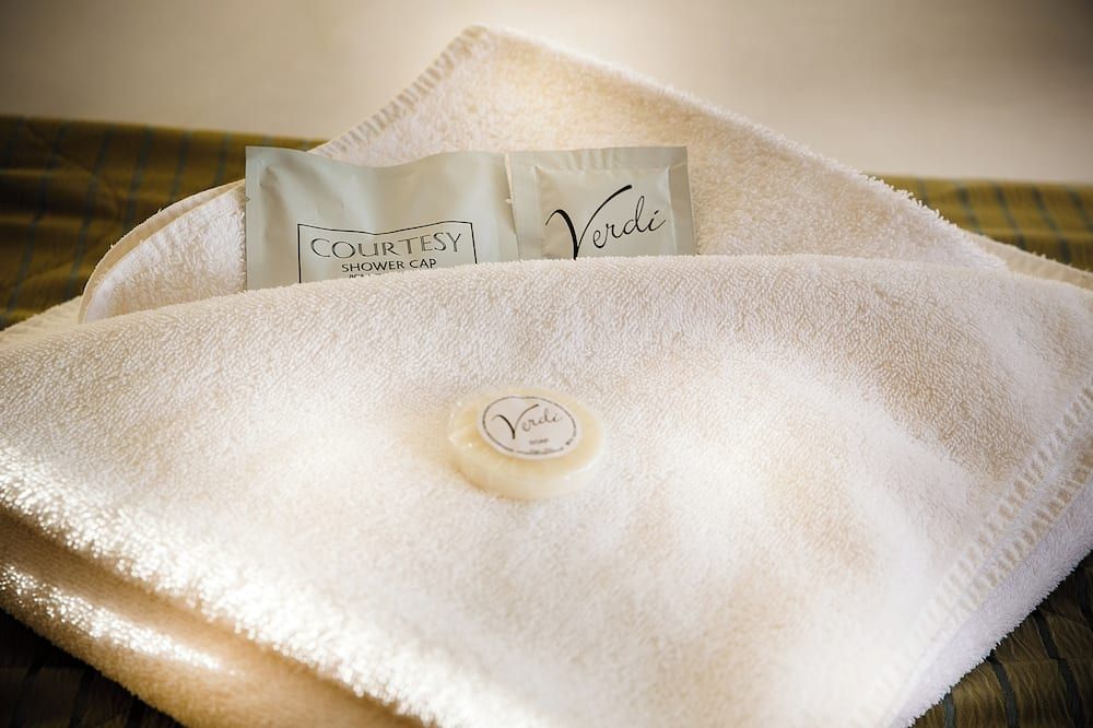 Room amenity