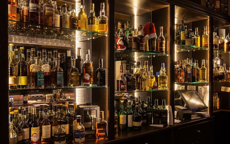 Bar Photo