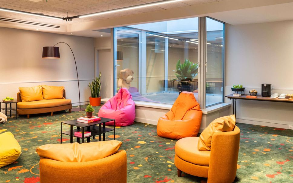 Lounge Photo
