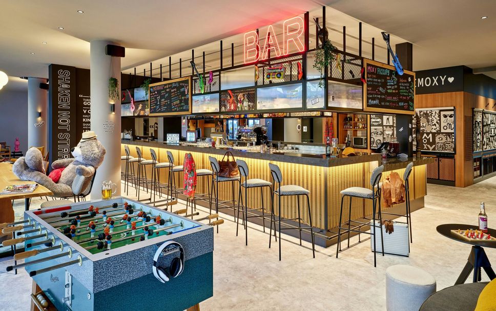 Bar Photo