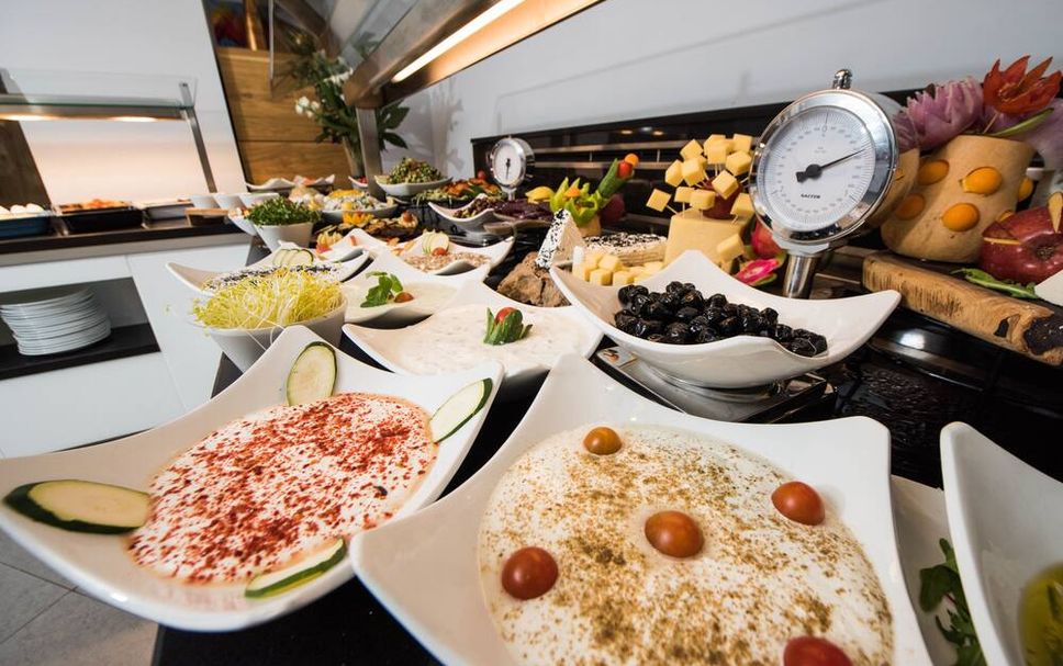 Buffet Photo