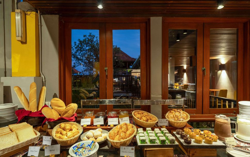 Buffet Photo