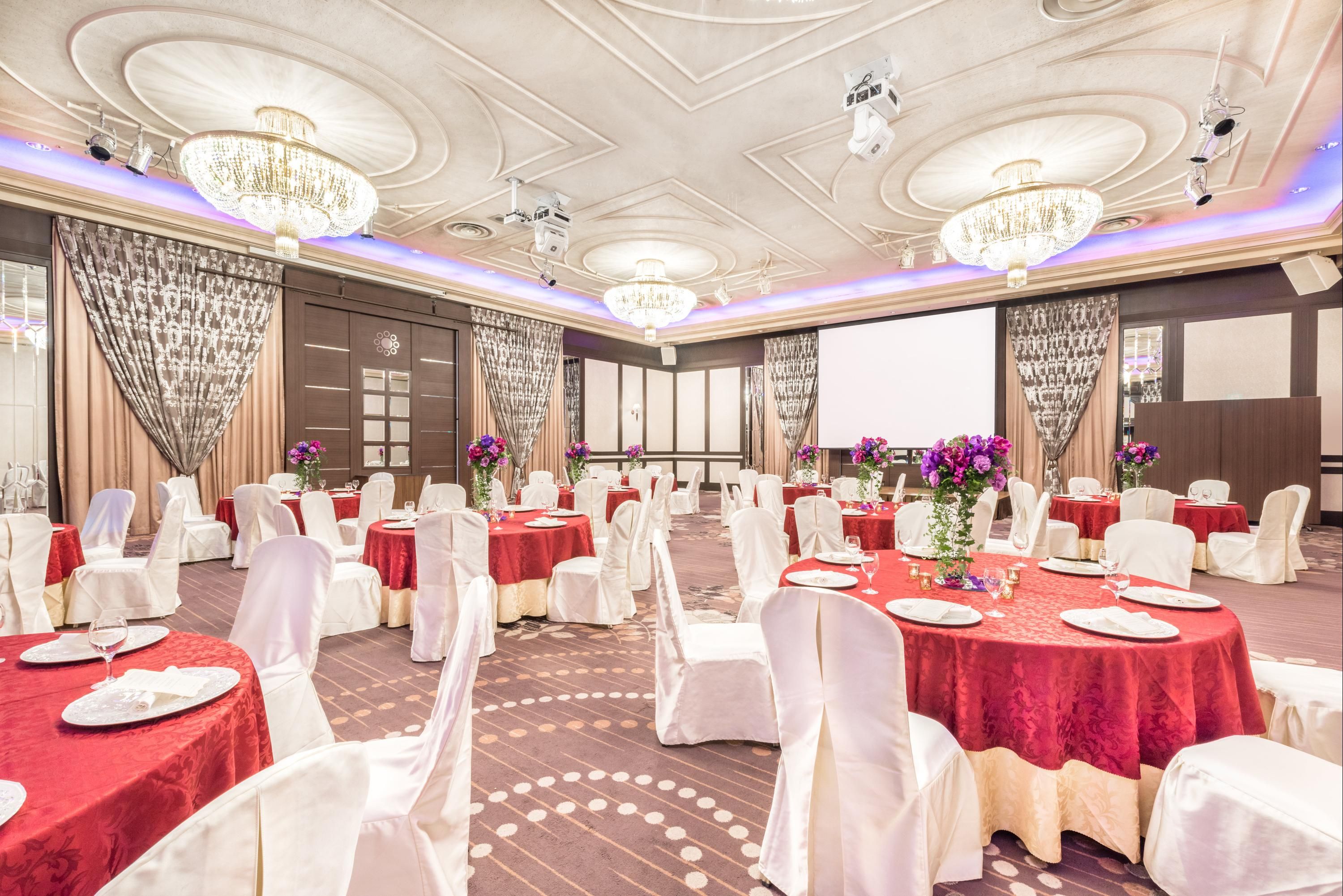 Banquet hall