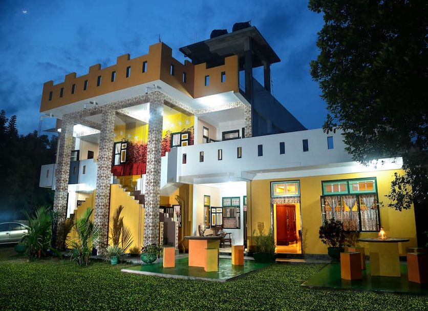 Building Photo