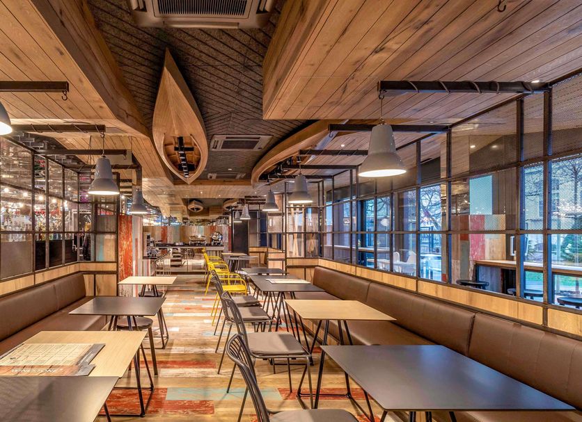 Restaurant Photo