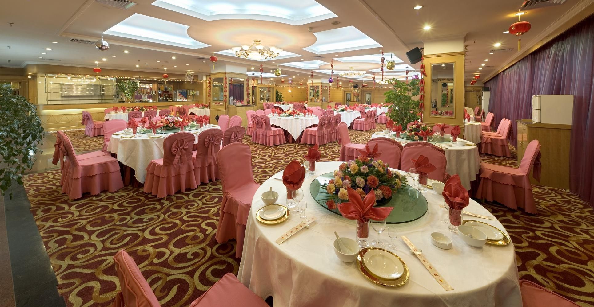 Banquet hall