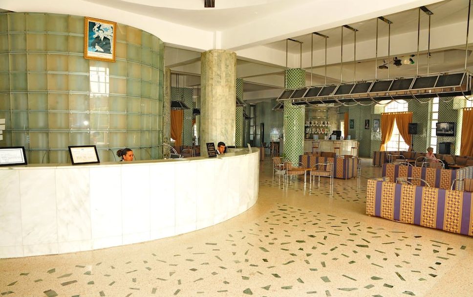 Front desk Photo