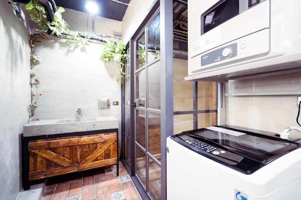 Laundry facility