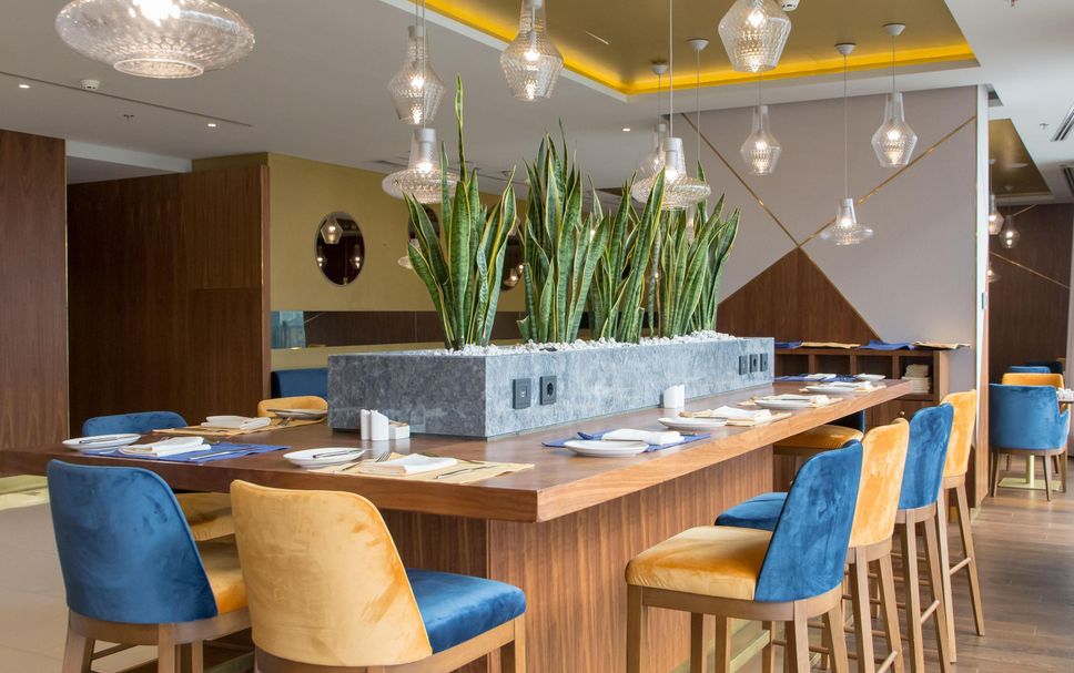 Restaurant Photo