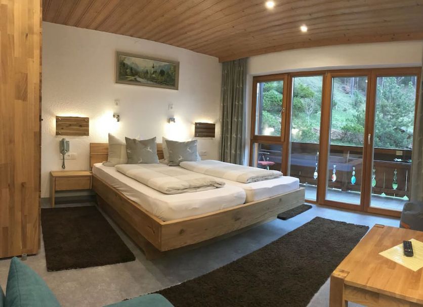 Bedroom Photo