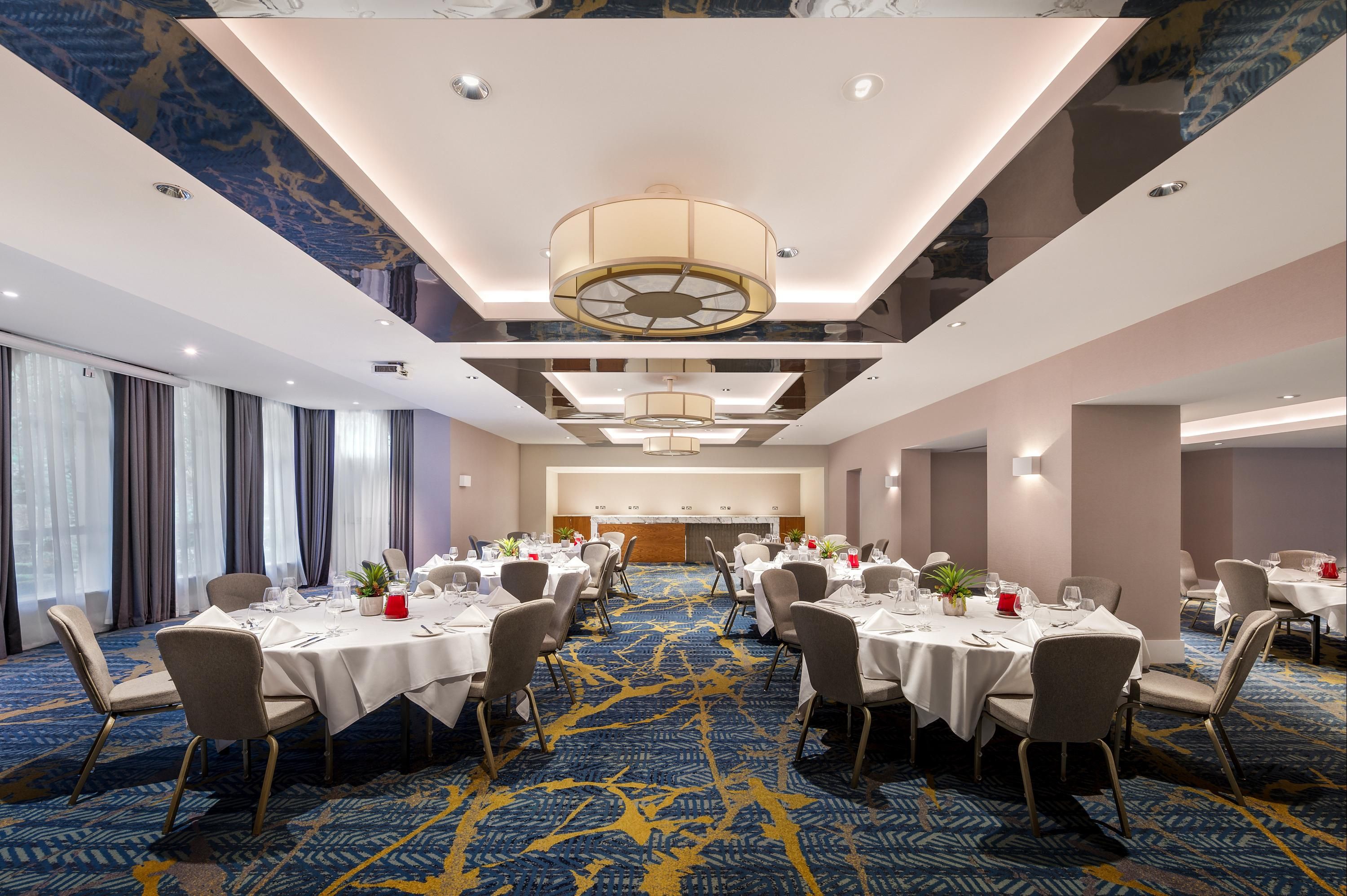 Banquet hall