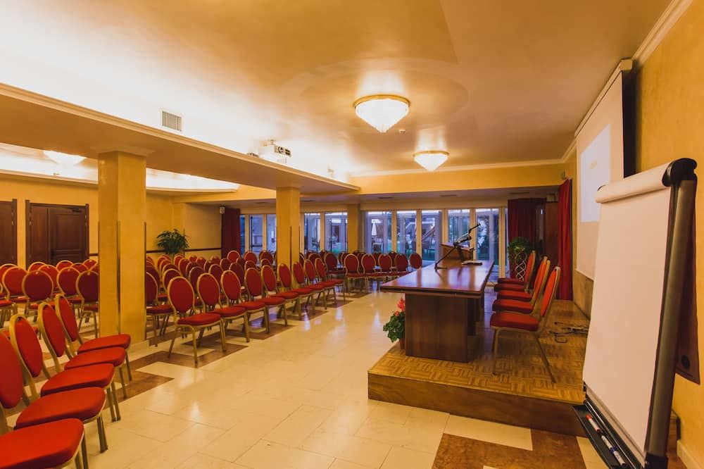 Conference room Photo