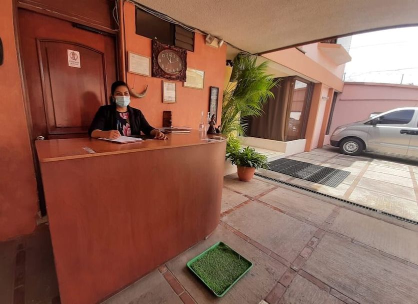Front desk Photo