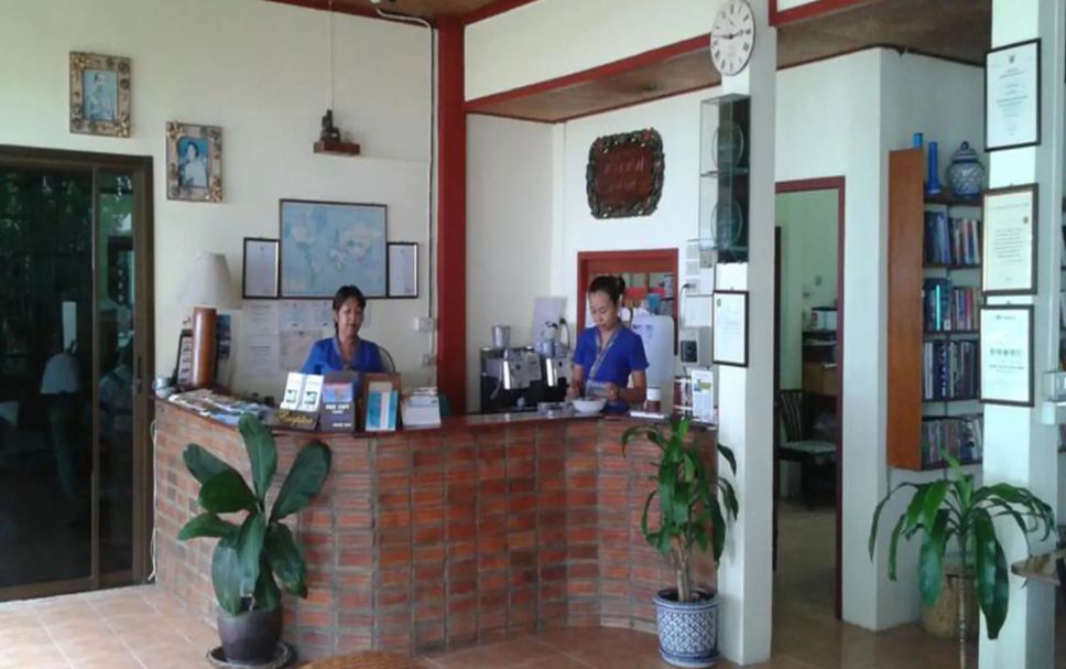 Front desk Photo