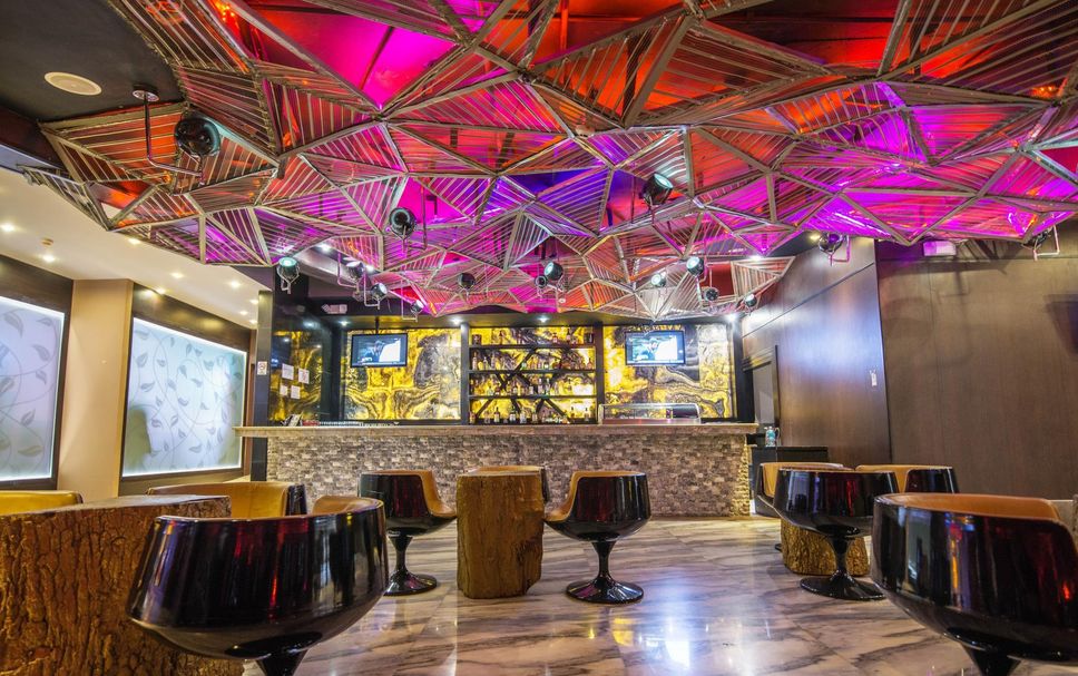 Bar Photo