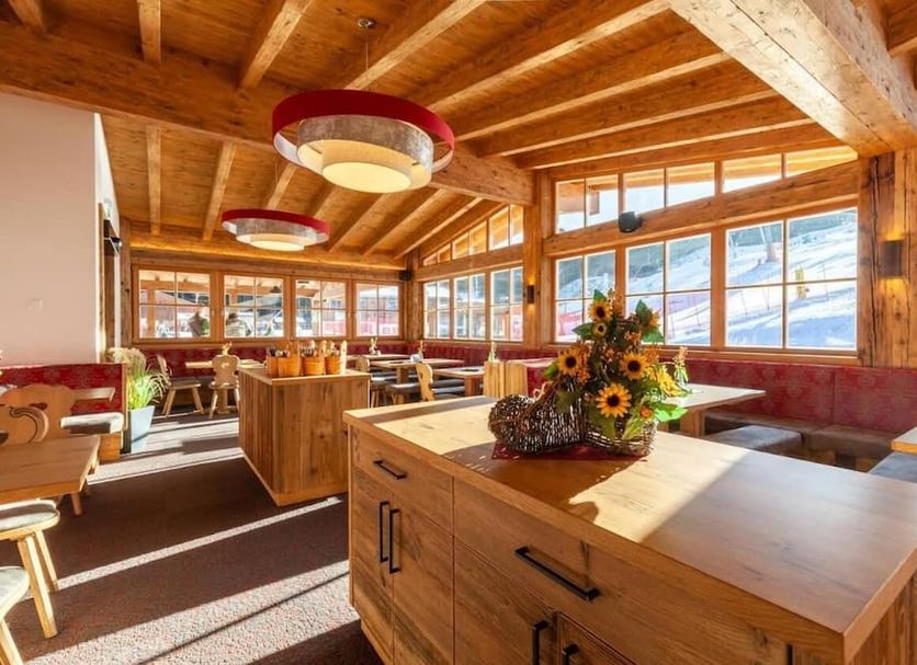 Dining room Photo