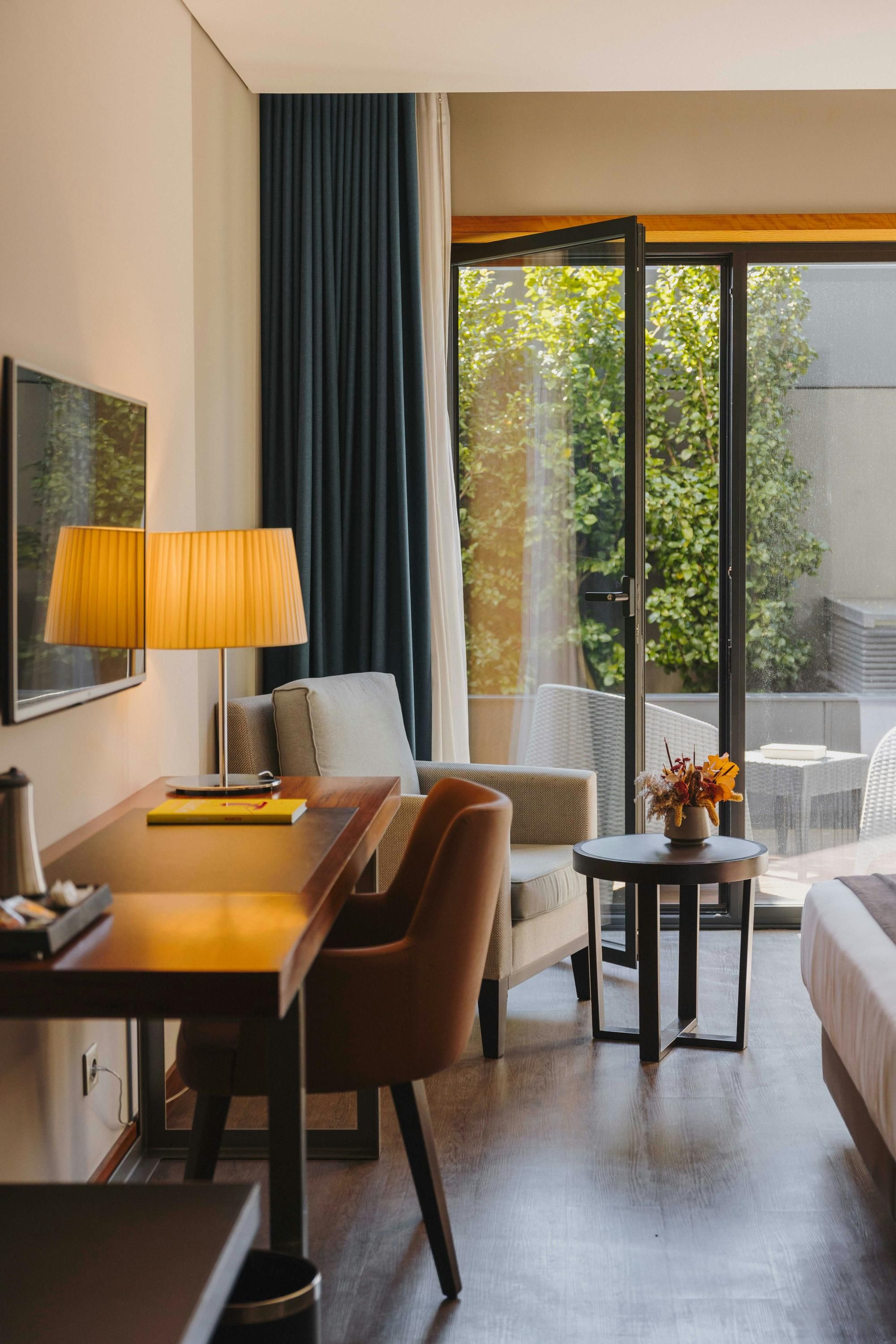 Room amenity