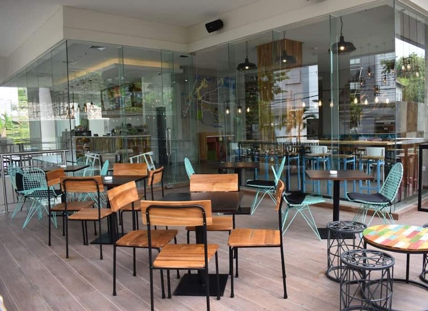 Restaurant Photo