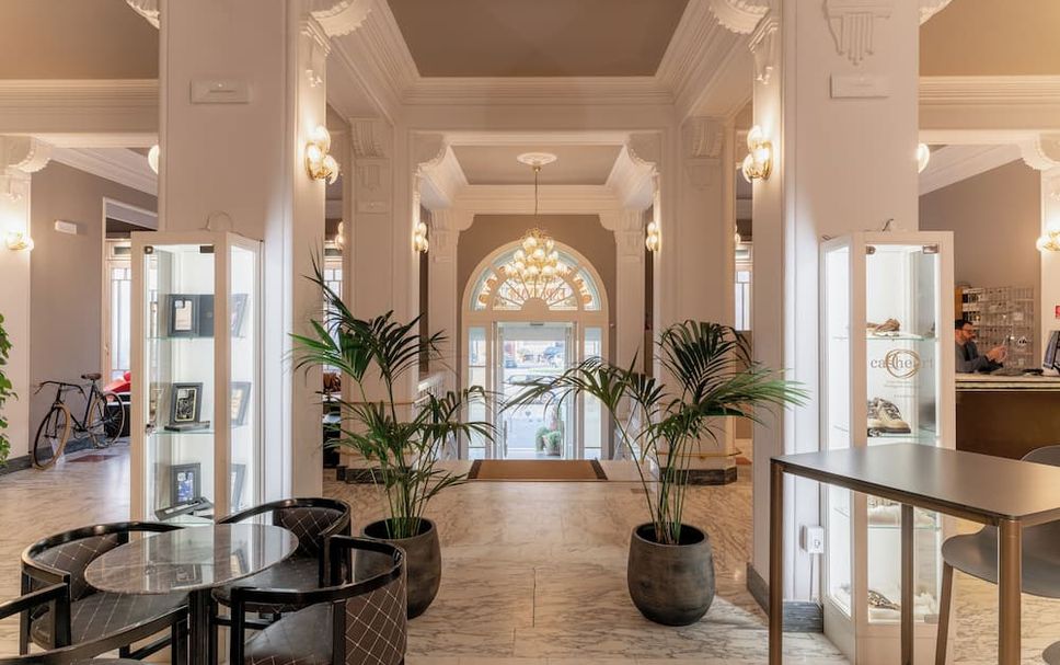 Lobby Photo