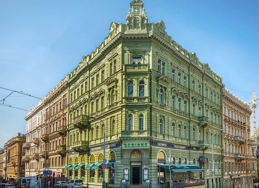 Building Photo
