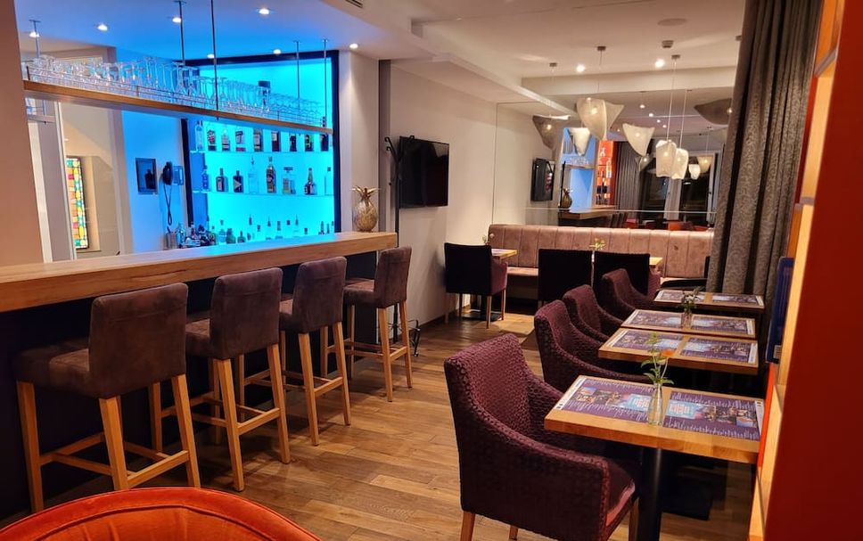 Bar Photo
