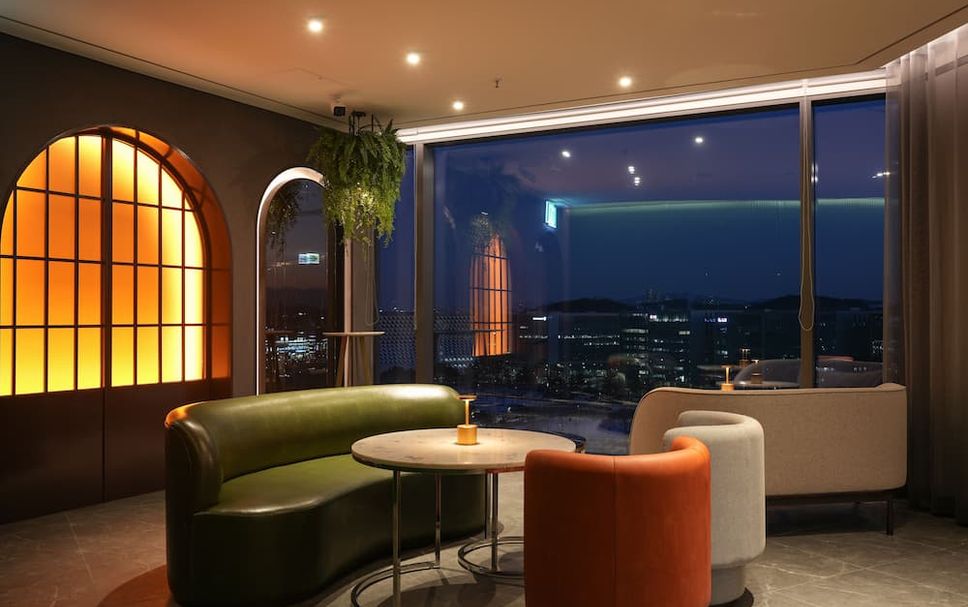 Lounge Photo