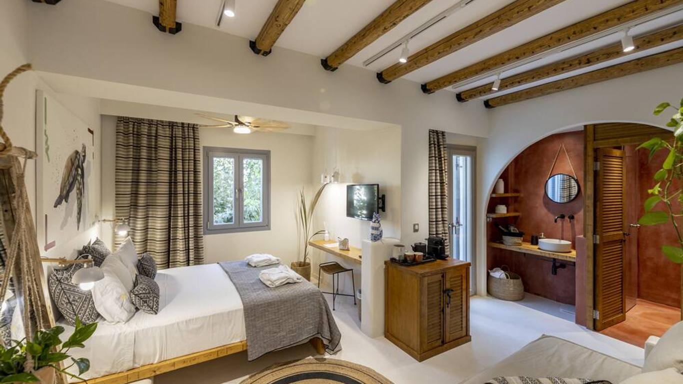 Artemis Hotel