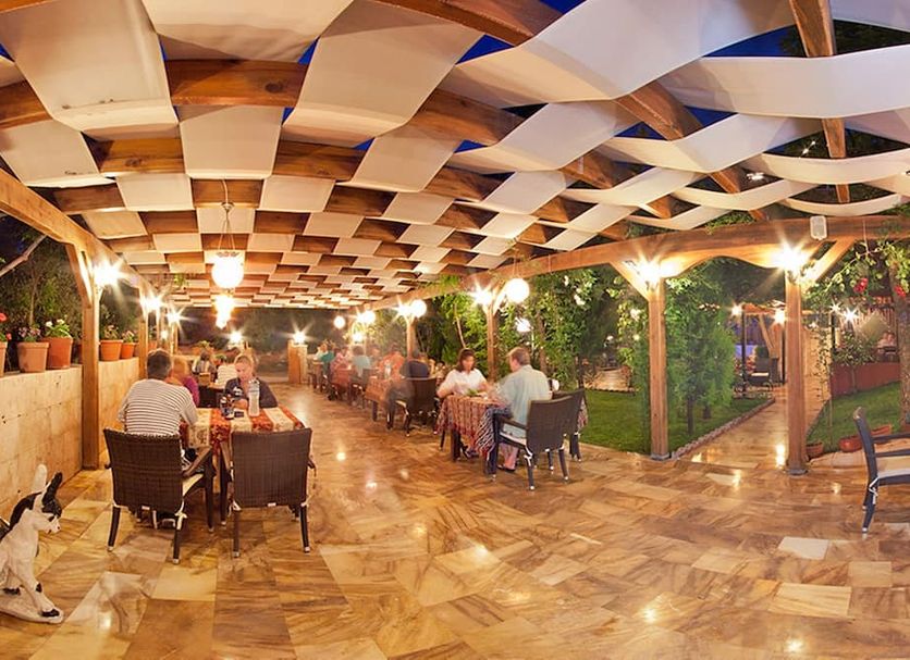 Restaurant Photo